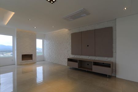 Apartamento para alugar com 242m², 3 quartos e 3 vagasSala