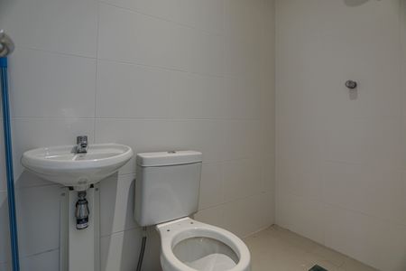 Apartamento para alugar com 242m², 3 quartos e 3 vagasBanheiro de Serviço