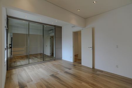 Apartamento para alugar com 242m², 3 quartos e 3 vagasCloset - Quarto 1 - Suíte
