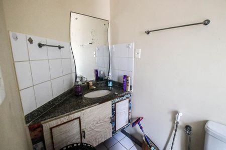 Casa de condomínio para alugar com 470m², 5 quartos e 2 vagasBanheiro do Quarto 4