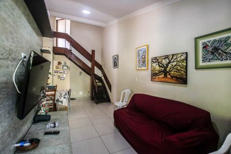 Sala de casa de condomínio para alugar com 3 quartos, 470m² em Itapuã, Salvador