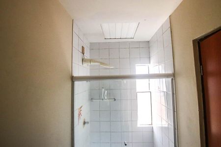 Casa de condomínio para alugar com 470m², 5 quartos e 2 vagasBanheiro do Quarto 4