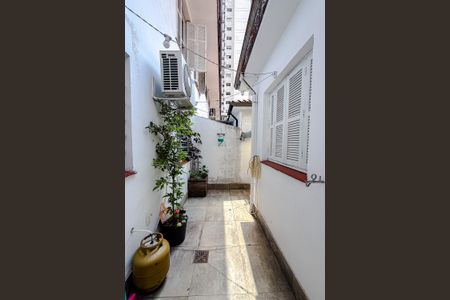 Casa para alugar com 120m², 2 quartos e 1 vagaÁrea externa