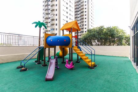Apartamento para alugar com 66m², 2 quartos e 1 vagaÁrea comum - Playground