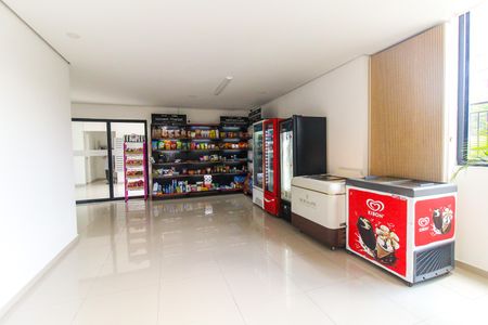 Apartamento para alugar com 66m², 2 quartos e 1 vagaHall - Mini Mercado