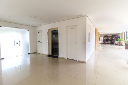 Apartamento para alugar com 66m², 2 quartos e 1 vagaHall
