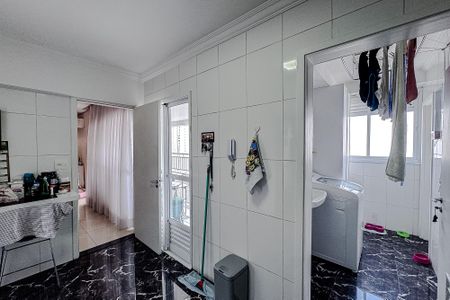 Apartamento à venda com 103m², 3 quartos e 2 vagasCozinha