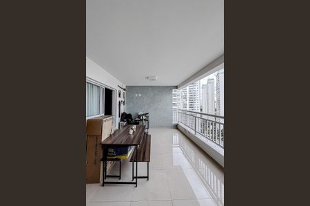 Apartamento à venda com 103m², 3 quartos e 2 vagasVaranda da Sala