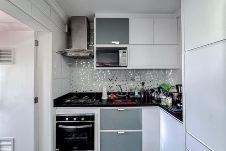 Apartamento à venda com 103m², 3 quartos e 2 vagasCozinha