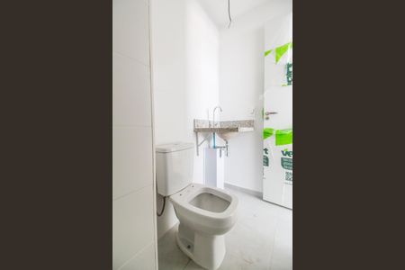 Apartamento para alugar com 60m², 2 quartos e 1 vaga Apartamento para alugar com 60m², 2 quartos e 1 vagaBanheiro da Suíte