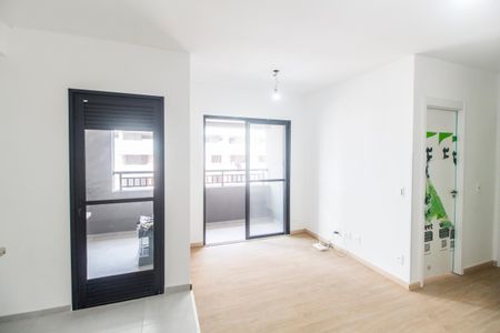 Sala  de apartamento à venda com 2 quartos, 59m² em Vila Militar, Barueri