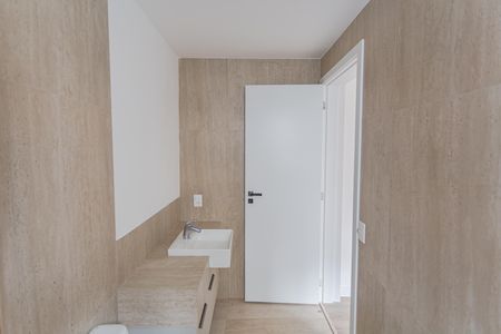 Apartamento para alugar com 124m², 3 quartos e 2 vagas Apartamento para alugar com 124m², 3 quartos e 2 vagasBanheiro da Suíte 1