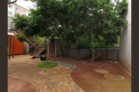 Apartamento à venda com 42m², 2 quartos e sem vagaÁrea comum 