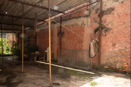 Casa à venda com 80m², 2 quartos e 3 vagasGaragem