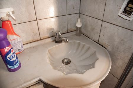 Casa à venda com 80m², 2 quartos e 3 vagasBanheiro 2