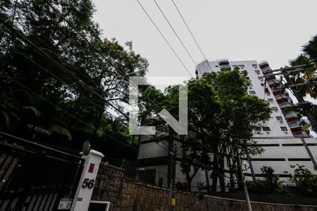 Apartamento à venda com 145m², 4 quartos e 3 vagas Apartamento à venda com 145m², 4 quartos e 3 vagasFachada