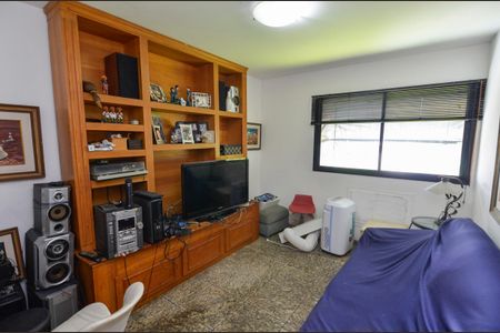 Apartamento à venda com 145m², 4 quartos e 3 vagas Apartamento à venda com 145m², 4 quartos e 3 vagasQuarto 3