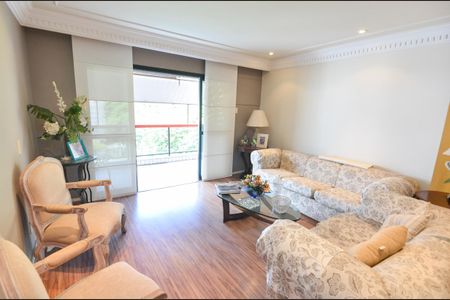 Apartamento à venda com 145m², 4 quartos e 3 vagas Apartamento à venda com 145m², 4 quartos e 3 vagasSala