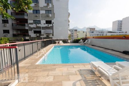 Apartamento à venda com 145m², 4 quartos e 3 vagas Apartamento à venda com 145m², 4 quartos e 3 vagasÁrea comum
