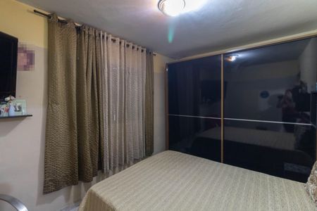 Casa à venda com 78m², 3 quartos e 2 vagasQuarto 2