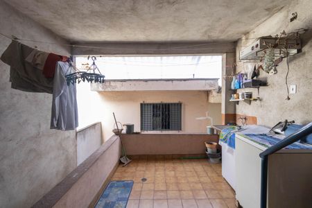 Casa à venda com 78m², 3 quartos e 2 vagasÁrea de Serviço 2