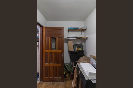 Casa à venda com 78m², 3 quartos e 2 vagasQuarto de Serviço