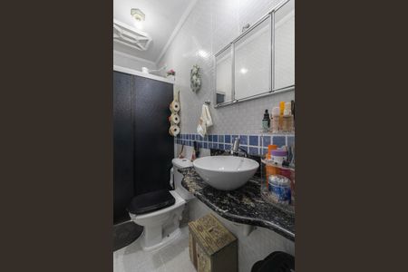 Casa à venda com 78m², 3 quartos e 2 vagasBanheiro