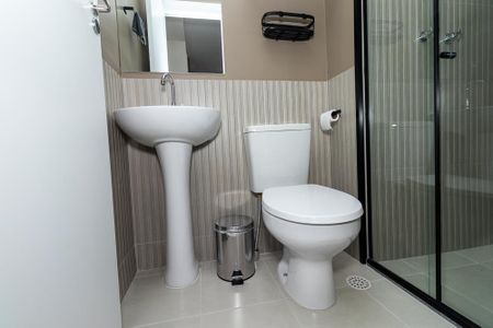 Apartamento para alugar com 37m², 2 quartos e sem vagaBanheiro