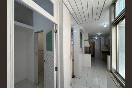 Apartamento para alugar com 135m², 3 quartos e sem vagaÁrea de serviço