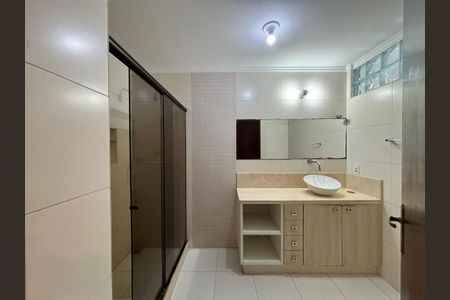 Apartamento para alugar com 135m², 3 quartos e sem vagaBanheiro social