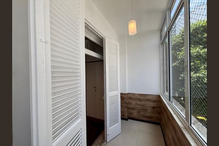 Apartamento para alugar com 135m², 3 quartos e sem vagaSuíte - varanda