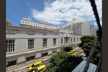 Apartamento para alugar com 135m², 3 quartos e sem vagaSala - vista