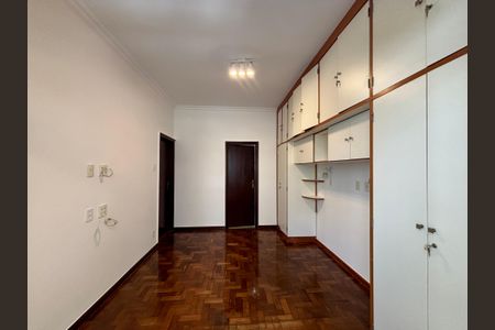 Apartamento para alugar com 135m², 3 quartos e sem vagaSuíte