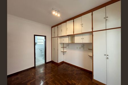 Apartamento para alugar com 135m², 3 quartos e sem vagaSuíte