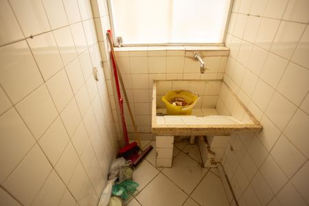 Apartamento à venda com 48m², 1 quarto e sem vagaÁREA DE SERVIÇO