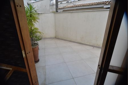 Casa para alugar com 143m², 3 quartos e 2 vagasQuintal