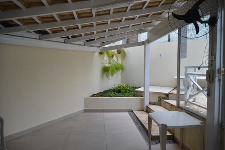 Casa para alugar com 143m², 3 quartos e 2 vagasÁrea comum - Churrasqueira