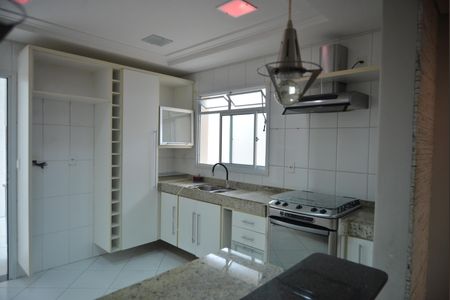 Casa para alugar com 143m², 3 quartos e 2 vagasCozinha