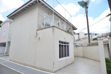 Casa para alugar com 143m², 3 quartos e 2 vagasGaragem