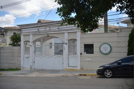 Casa para alugar com 143m², 3 quartos e 2 vagasFachado do condomínio