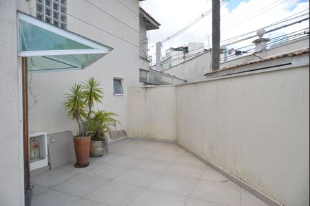 Casa para alugar com 143m², 3 quartos e 2 vagasQuintal