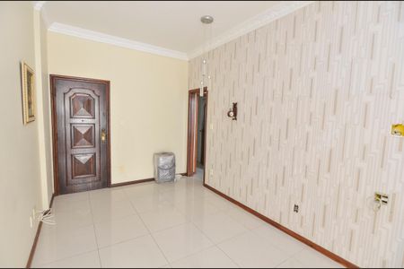 Apartamento à venda com 80m², 2 quartos e sem vaga Apartamento à venda com 80m², 2 quartos e sem vagaSala