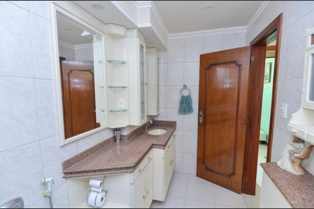 Apartamento à venda com 80m², 2 quartos e sem vaga Apartamento à venda com 80m², 2 quartos e sem vagaBanheiro