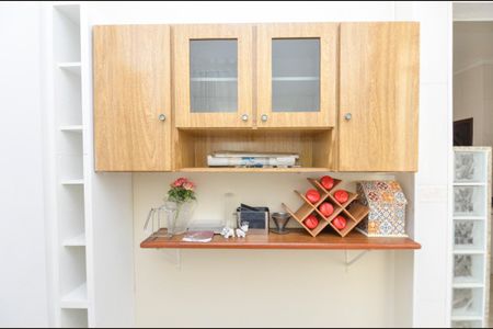 Apartamento à venda com 80m², 2 quartos e sem vaga Apartamento à venda com 80m², 2 quartos e sem vagaQuarto de Serviço