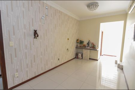 Apartamento à venda com 80m², 2 quartos e sem vaga Apartamento à venda com 80m², 2 quartos e sem vagaSala