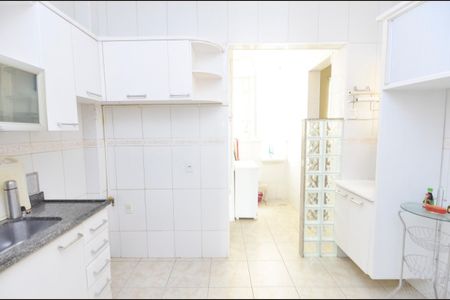 Apartamento à venda com 80m², 2 quartos e sem vaga Apartamento à venda com 80m², 2 quartos e sem vagaCozinha