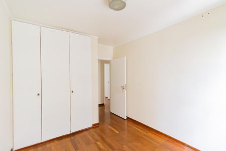 Apartamento para alugar com 150m², 5 quartos e 2 vagasQuarto 2