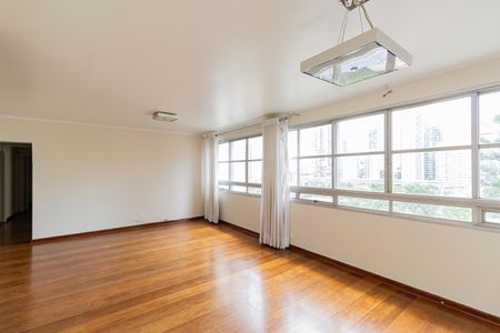 Apartamento para alugar com 150m², 5 quartos e 2 vagasSala