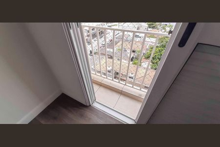 Apartamento à venda com 60m², 2 quartos e 1 vagaSacada