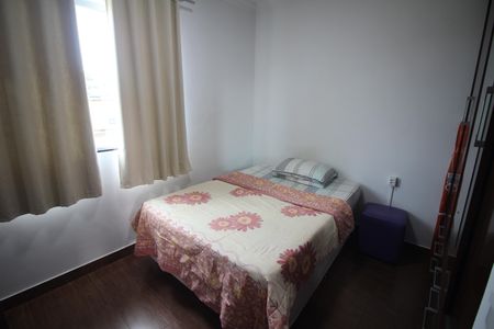 Casa à venda com 322m², 4 quartos e 4 vagasQuarto 3